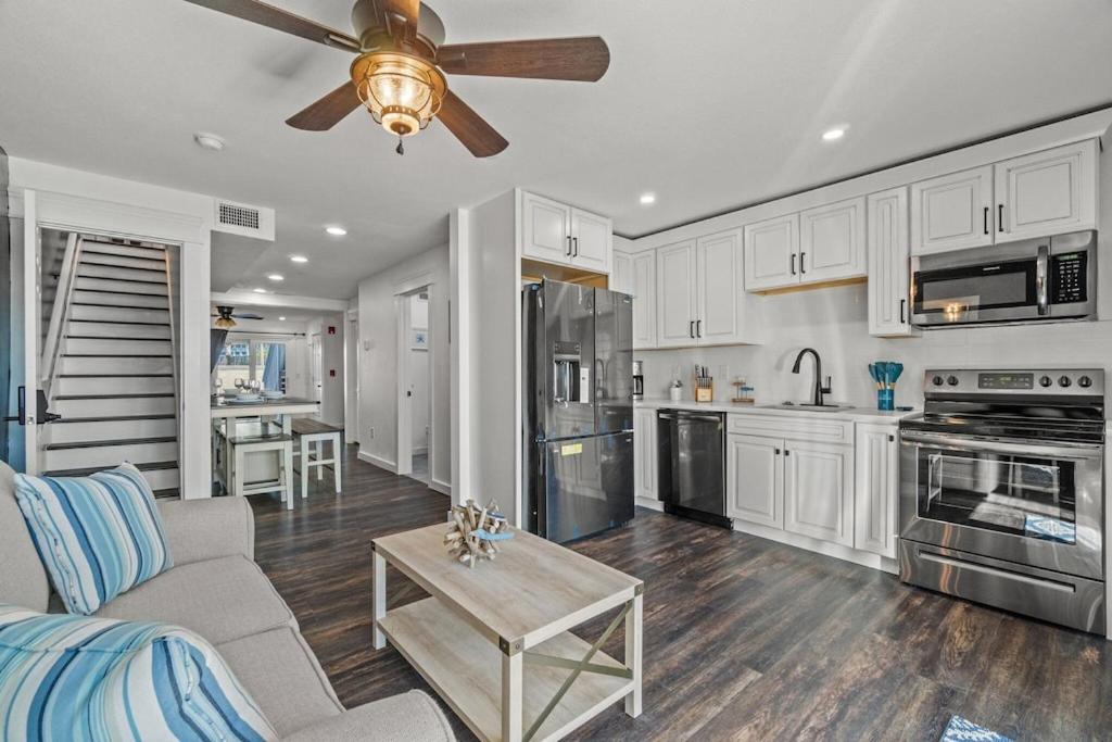 Newly Remodeled Beachfront Townhome - Sleeps 14 Panama City Beach Exterior foto