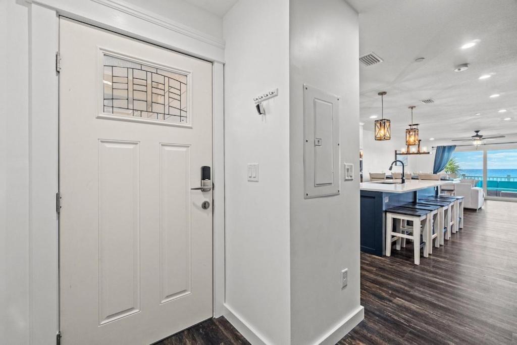 Newly Remodeled Beachfront Townhome - Sleeps 14 Panama City Beach Exterior foto